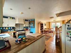 Photo 11- click for photo gallery